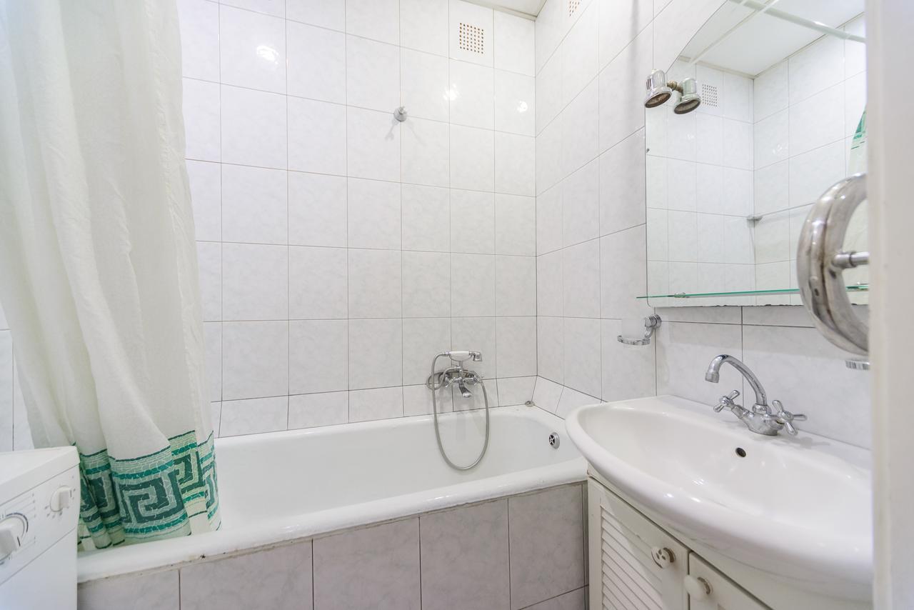 Apartment Near Olympic Stadium 키예프 외부 사진