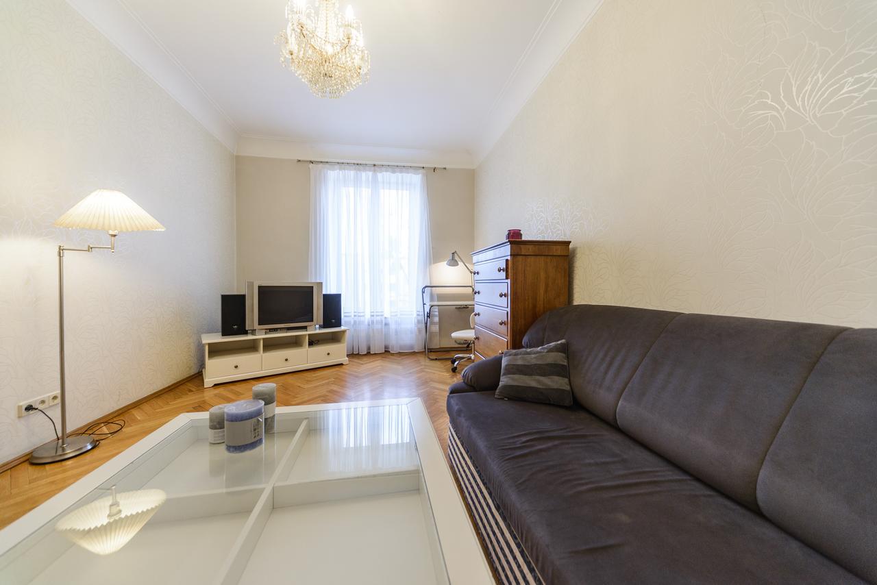 Apartment Near Olympic Stadium 키예프 외부 사진