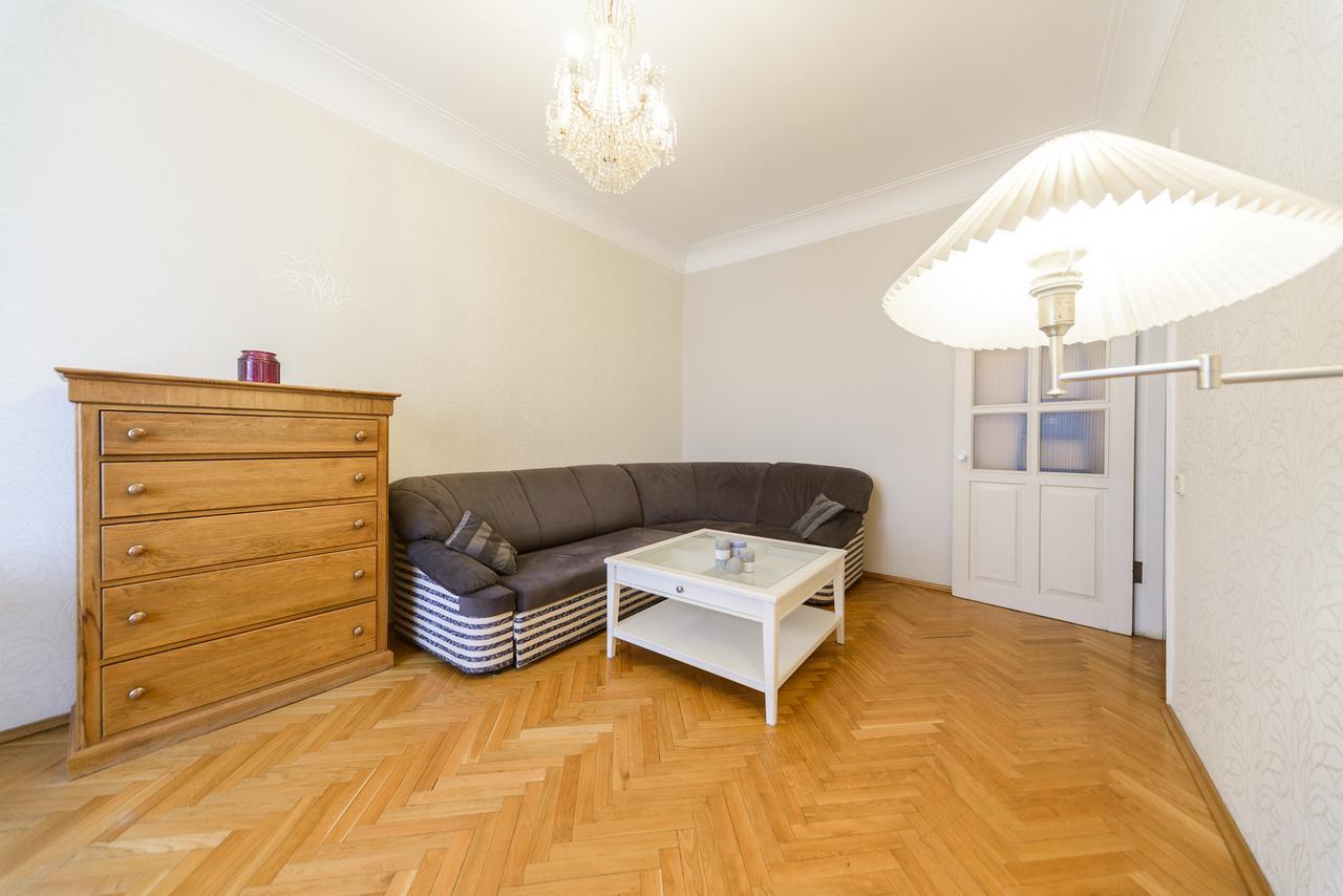 Apartment Near Olympic Stadium 키예프 외부 사진